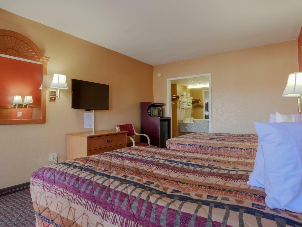Lakeview Inn - Kingston المظهر الخارجي الصورة